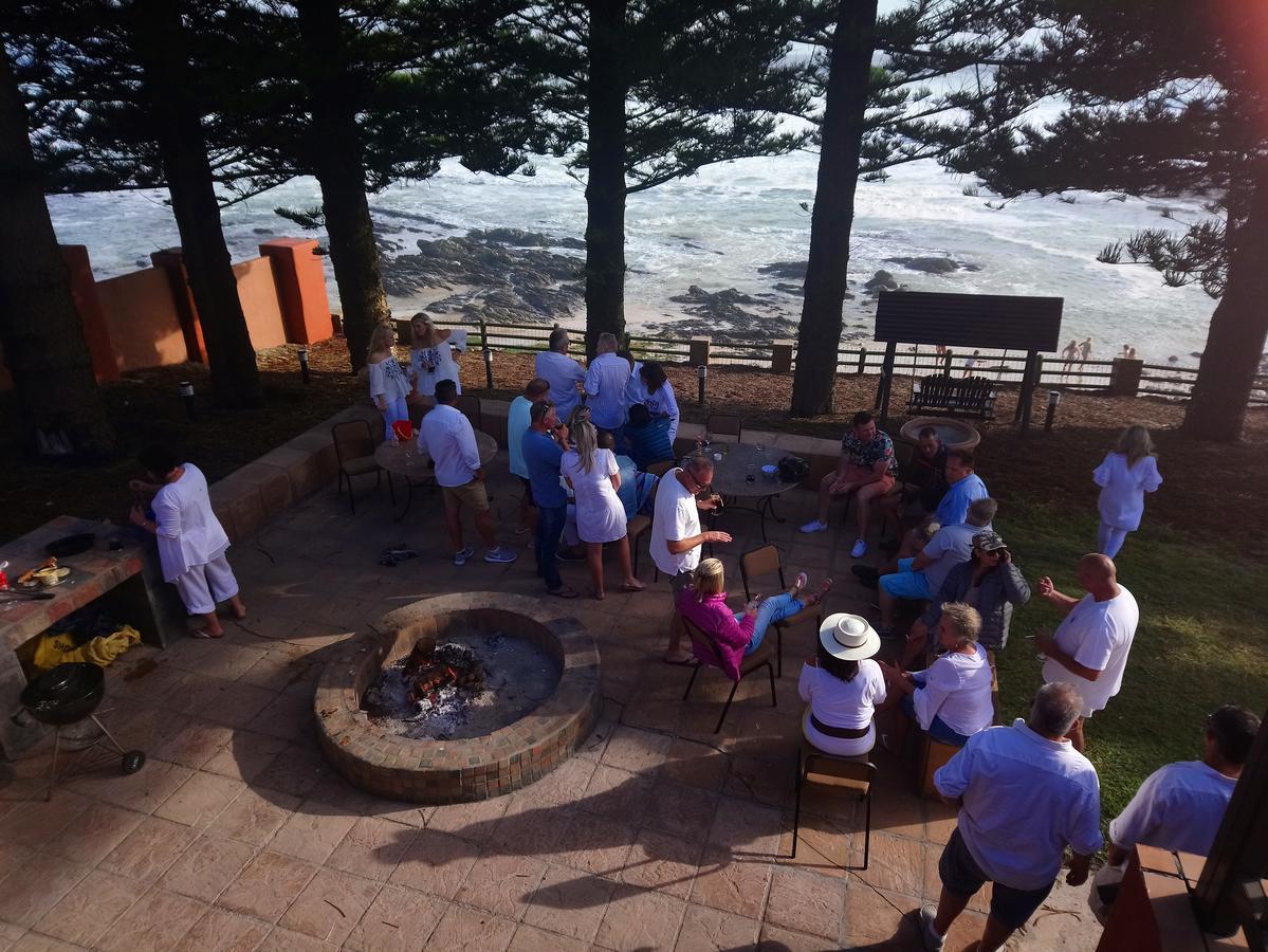 Sea Otters Lodge Kini Bay エクステリア 写真