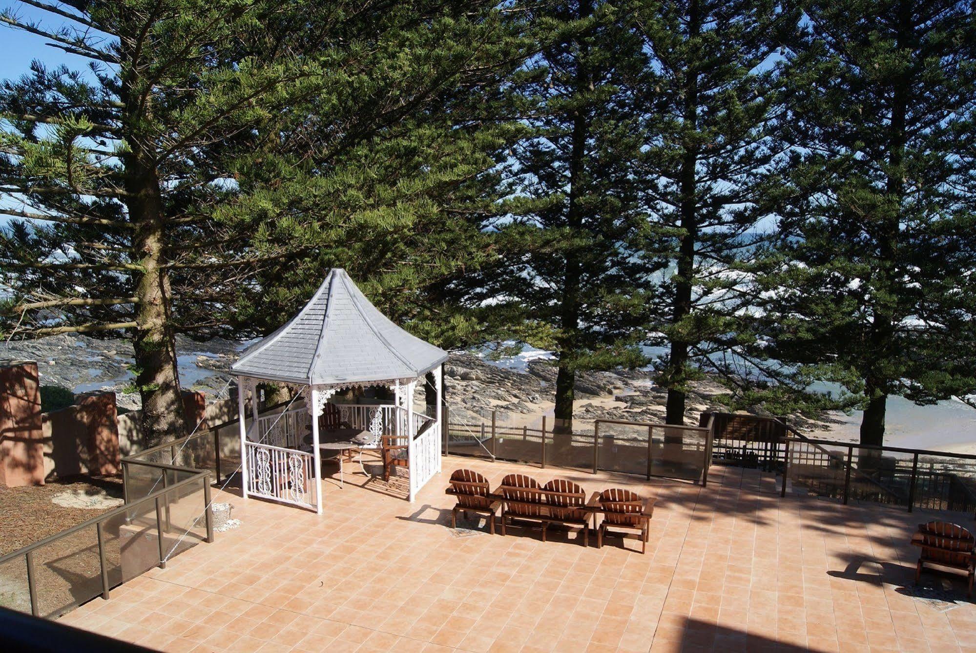 Sea Otters Lodge Kini Bay エクステリア 写真